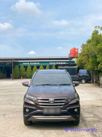 Toyota Rush 1.5L TRD  Manual 2021