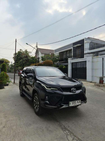 Toyota Fortuner 2.8L VRZ 4x2 Diesel Automatic 2024