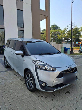 Toyota Sienta 1.5L V Automatic 2021