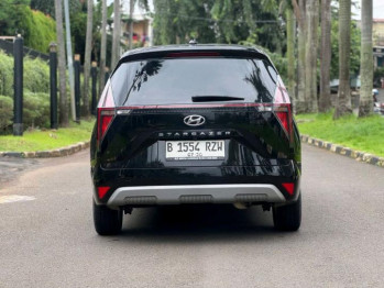 Hyundai Stargazer 1.5L Prime AT Capt. Seat Automatic 2025
