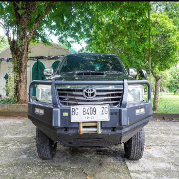 Toyota Hi-Lux DOUBLE CABIN 2.4 G (4X4) M/T DIESEL Manual 2013