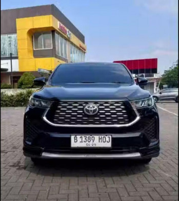 Toyota Innova 2.0L V HV Modellista Zenix Automatic 2022