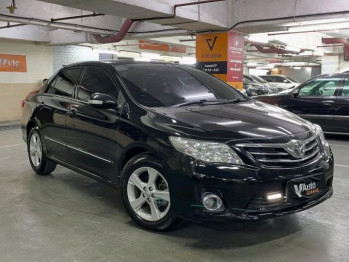 Toyota Corolla Altis 1.8L G Automatic 2013