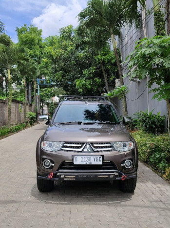 Mitsubishi Pajero Sport 2.4L Dakar 4x2 Automatic 2015