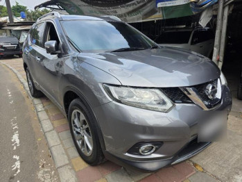 Nissan X-Trail 2.5L Automatic 2015