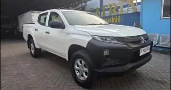Mitsubishi Triton 2.5L HDX SC Manual 2021