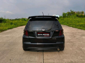 Honda Jazz 1.5L RS Automatic 2010