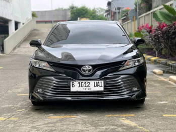 Toyota Camry 2.5L V Automatic 2020
