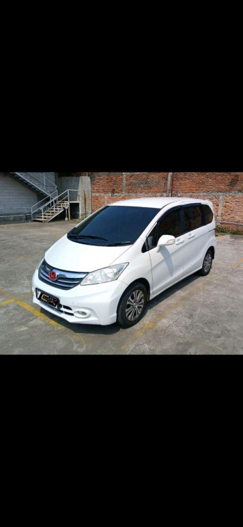 Honda Freed 1.5L S Automatic 2013