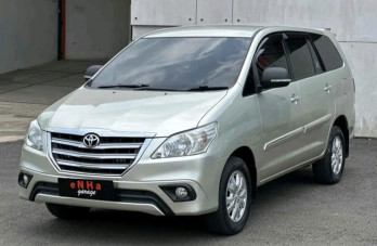 Toyota Innova 2.0L G Bensin Zenix  Automatic 2014