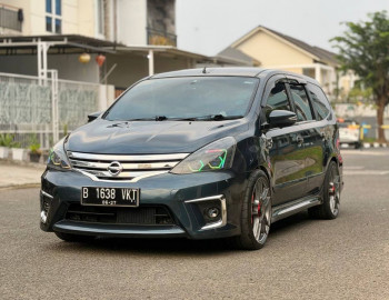 Nissan Grand Livina XV HWS Automatic 2017