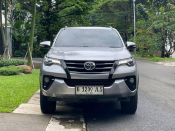 Toyota Fortuner 2.4L VRZ TRD Diesel Automatic 2017