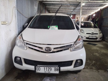 Daihatsu Xenia 1.3L R DLX Manual 2013