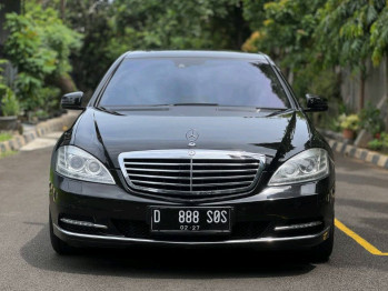 Mercedes-Benz E-Class E250 Automatic 2013