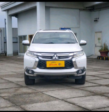 Mitsubishi Pajero Sport 2.4L Dakar 4x2 Automatic 2019