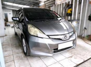 Honda Jazz 1.5L S Automatic 2013