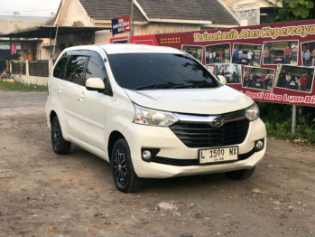 Daihatsu Xenia 1.3L R STD Manual 2018