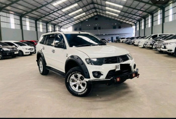 Mitsubishi Pajero Sport 2.4L Dakar 4x4 Automatic 2014