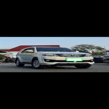 Toyota Fortuner 2.5L G VNT TRD Diesel Automatic 2013