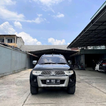 Mitsubishi Pajero Sport 2.5L Exceed Automatic 2011