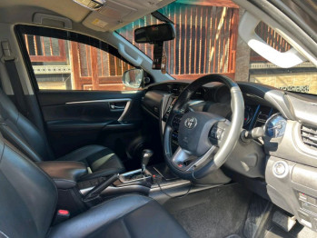 Toyota Fortuner 2.8L GR Sport 4x2 Automatic 2021