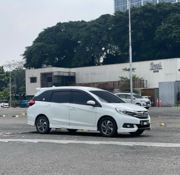 Honda Mobilio 1.5L E Automatic 2019