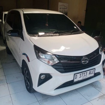 Daihatsu Sigra 1.2L R Manual 2023