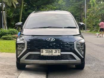 Hyundai Stargazer 1.5L Prime AT Capt. Seat Automatic 2023