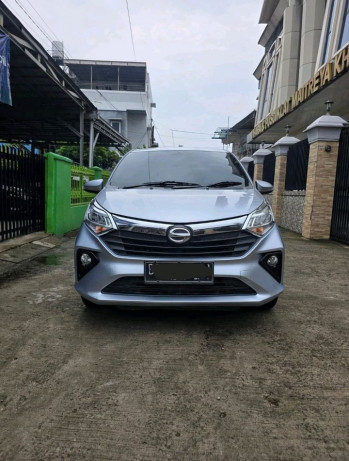 Daihatsu Sigra 1.2L R Manual 2021