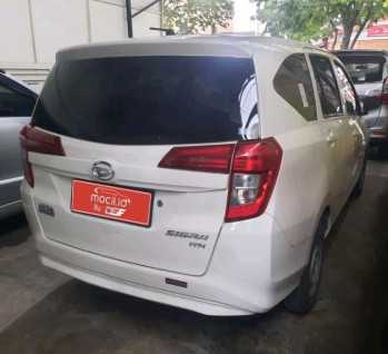 Daihatsu Sigra 1.0L D Manual 2023