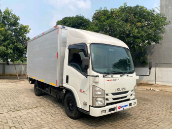 Isuzu ELF NLR Manual 2020
