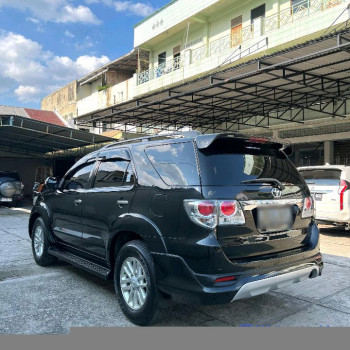 Toyota Fortuner 2.5L G VNT TRD Diesel Automatic 2012