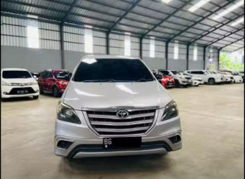 Toyota Innova 2.5L G Diesel Manual 2015