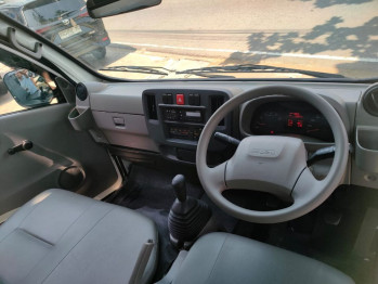 Isuzu Traga Pick Up FD Manual 2025