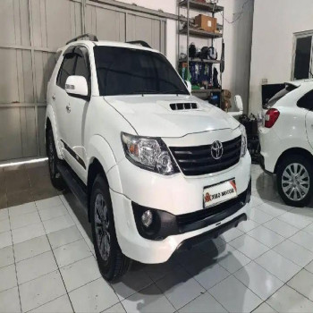 Toyota Fortuner 2.5L G VNT TRD Diesel Automatic 2015