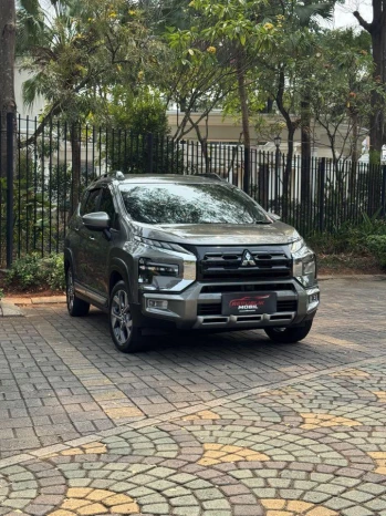 Mitsubishi Xpander 1.5L Cross Automatic 2024