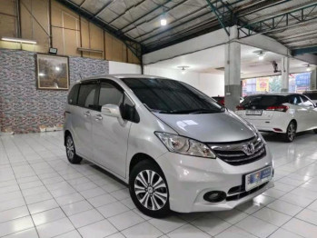 Honda Freed 1.5L S Automatic 2013