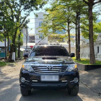 Toyota Fortuner 2.5L G Diesel Automatic 2015