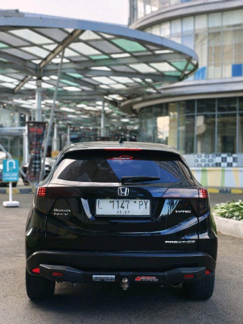 Honda HR-V 1.8L Prestige Automatic 2015