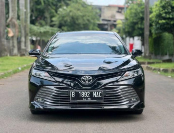 Toyota Camry 2.5L V Automatic 2021