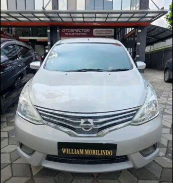 Nissan Grand Livina SV Automatic 2014