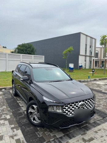 Hyundai Santa Fe 2.2L Diesel Automatic 2022