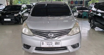 Nissan Grand Livina SV Automatic 2013
