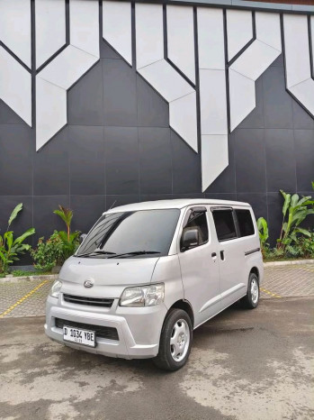 Daihatsu Gran Max MB 1.3 D FF FH Manual 2017
