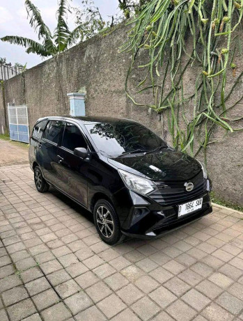 Daihatsu Sigra 1.0L D Manual 2023