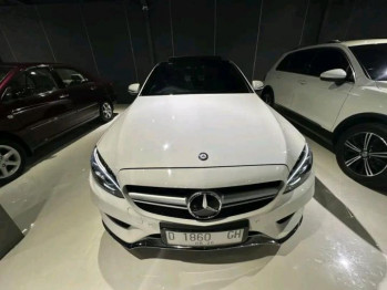 Mercedes-Benz C-Class C250 Automatic 2016