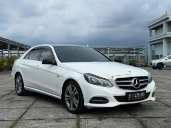 Mercedes-Benz E-Class E250 Automatic 2013