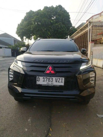 Mitsubishi Pajero Sport 2.4L Dakar 4x2 Automatic 2022