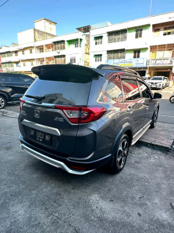 Honda BR-V 1.5L E Automatic 2016