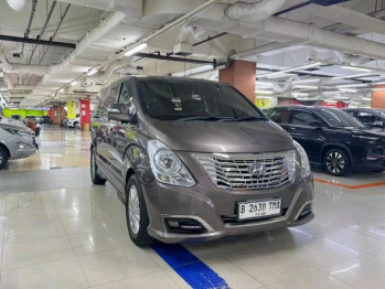 Hyundai H-1 2.4L Royale Bensin Automatic 2018